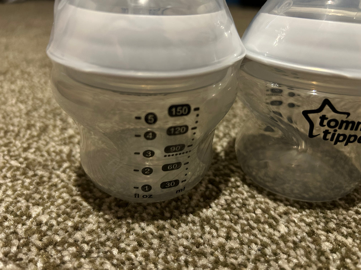 Tommee Tippee Natural Start Baby Bottles for 0m+, Pack of 3 150ml Baby Bottles, with Slow Flow Breast-Like Teat for a Natural Latch, Self-Sterilising and BPA Free, Baby Feeding Essentials