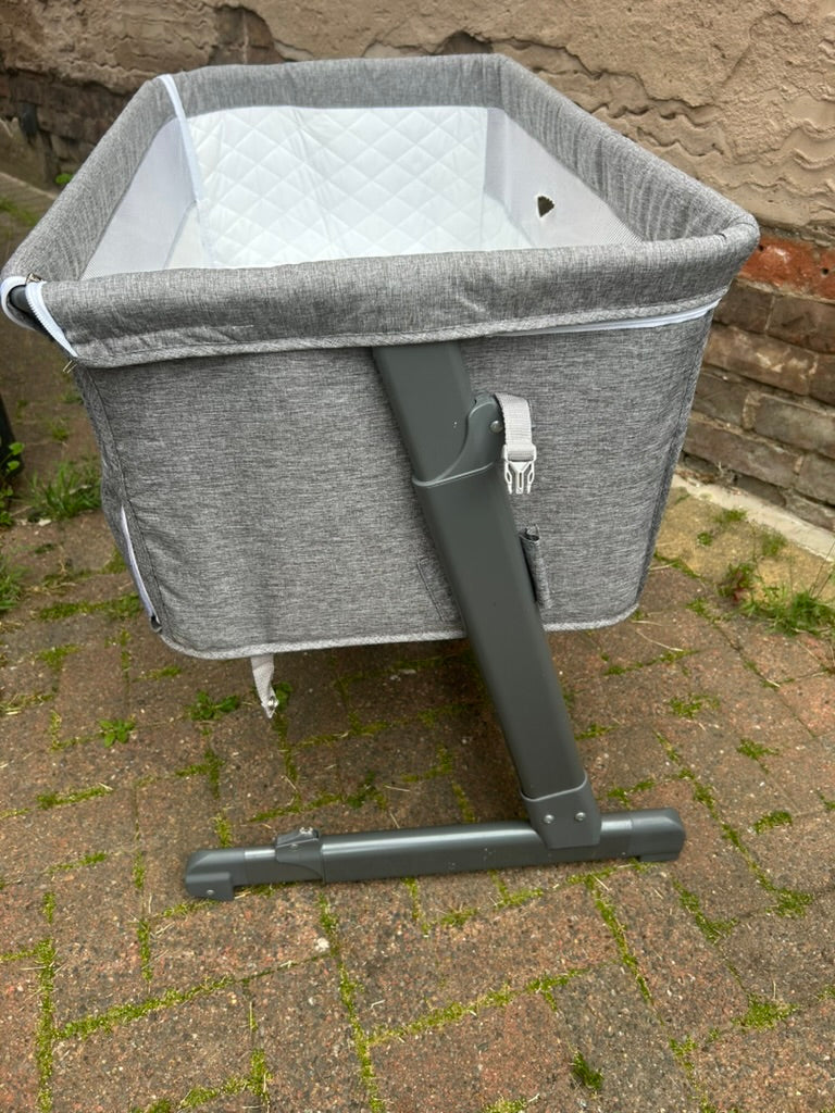BABYLO Bedside Cozi Sleeper Co-Sleeping Crib, Grey (please read)