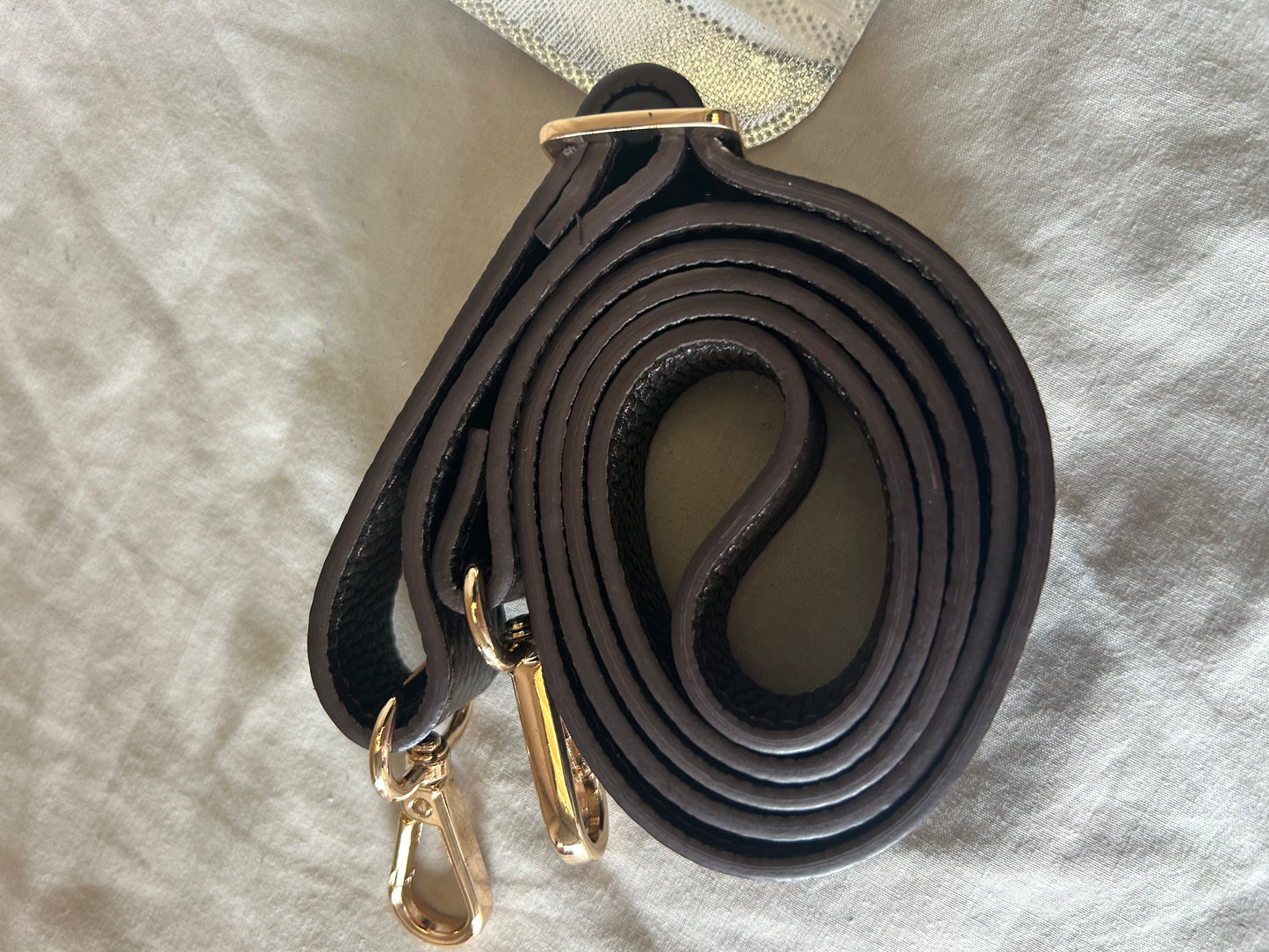 SHINEOFI 46 Inch Leather Straps Replacement Adjustable Purse Extender Crossbody Replacement with Gold Buckles for Handbags Mini Bag Straps, Bag Extension, Brown