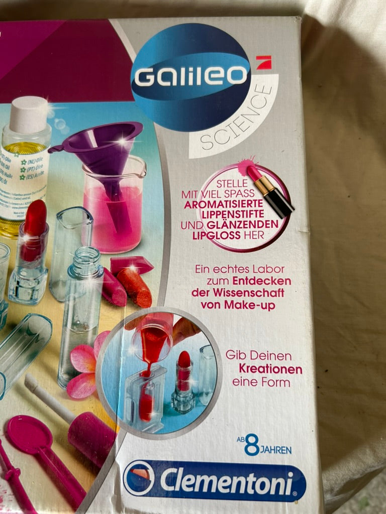 Clementoni 59117 Make Your own Lipsticks, Colourful