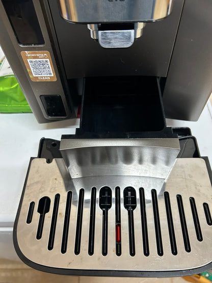 De'Longhi Magnifica Evo ECAM290.83.TB, Fully Automatic Coffee Machine with Milk Frother, Compact Size Bean to Cup Machine, LatteCrema Hot System, 7 Recipes, Soft Touch Colored Display, Black