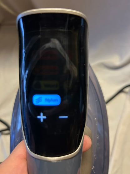 Beldray 3200W Steam Iron – Digital LED Touchscreen, Non-Stick Ceramic Soleplate, Powerful Vertical Steam, 4 Preset Heat Modes, Auto Shut Off, 320ml Water Tank, Anti-Limescale, Self-Cleaning, 3m Cord