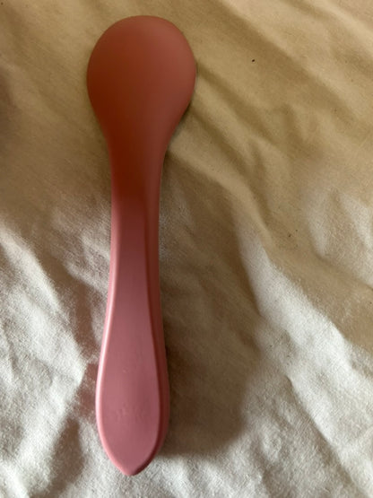 Xabono Baby Plates with Suction BPA Free Suction Plates for Baby Easy to Wash Suction Bowls for Baby and Silicone Baby Spoon Ejoyable Desing Baby Bowls First Food (Dusty Rose)