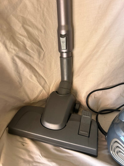 Beldray BEL01731TT Titanium 2-in-1 Hand Vacuum Cleaner - Converts To Handheld Unit, Floor To Ceiling Cleaning, 600ml Dust Container, Washable Extra HEPA Filter, Includes Crevice/Brush Tool, 600W