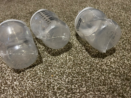 Tommee Tippee Natural Start Baby Bottles for 0m+, Pack of 3 260ml Baby Bottles, with Slow Flow Breast-Like Teat for a Natural Latch, Self-Sterilising and BPA Free, Baby Feeding Essentials
