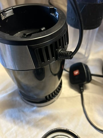 Salter EK5029 2-in-1 Electric Jug Blender & Mini Chopper - 1.2L Bowl, 570ml Drinks Bottle for Sports/Gym, Dual Function Processor, Smoothies/Sauce, BPA-Free, Mix & Chop Dips/Salsa, One Touch Operation