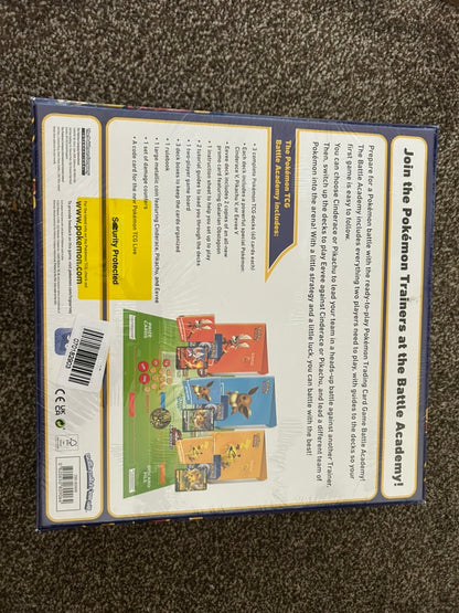 Pokémon Trading Card Game Battle Academy (Cinderace V, Pikachu V & Eevee V)