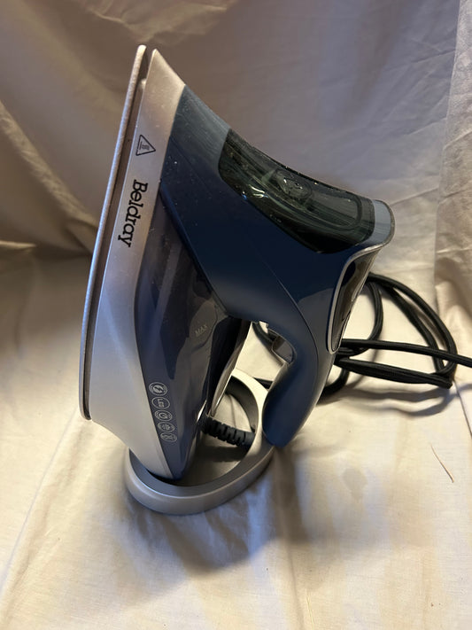 Beldray 3200W Steam Iron – Digital LED Touchscreen, Non-Stick Ceramic Soleplate, Powerful Vertical Steam, 4 Preset Heat Modes, Auto Shut Off, 320ml Water Tank, Anti-Limescale, Self-Cleaning, 3m Cord