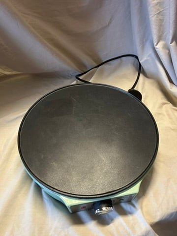 Giles & Posner EK6223GSGR Crepe Maker – Electric Pancake Hotplate, Non-Stick Cooking Surface, Large 30cm (12”) Plate, Adjustable Temperature Control Knob, Batter Spreader & Spatula, 1200 W, Green